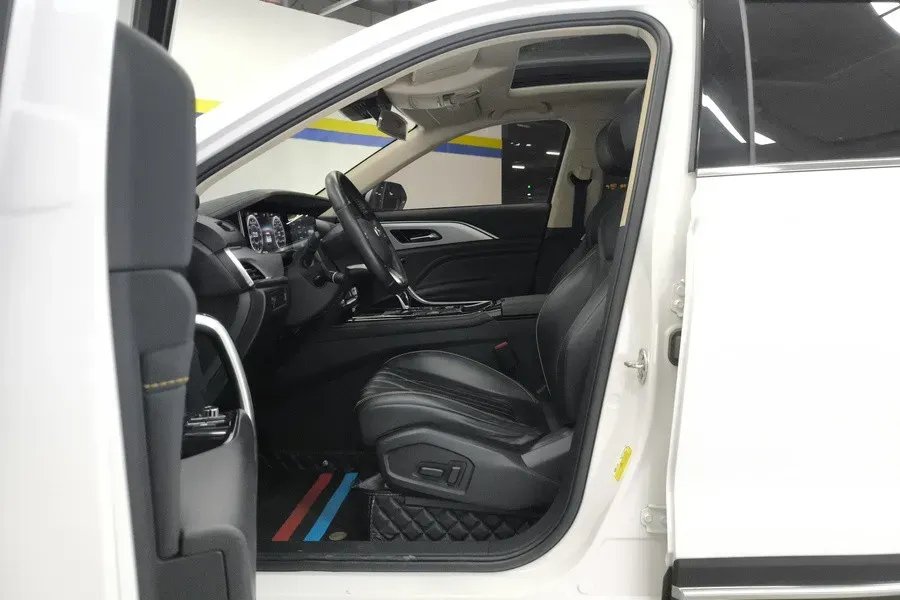 2023 Bestune T77 1.5T 169HP L4 7DCT,autocango,china used car exporter,china ev exporter,chinese used car exporter,chinese used ev exporter