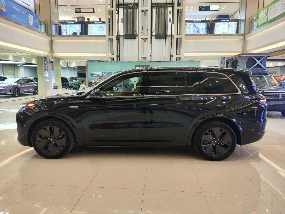 2025 Li L9 Range Extended 154HP REEV,autocango,china used car exporter,china ev exporter,chinese used car exporter,chinese used ev exporter