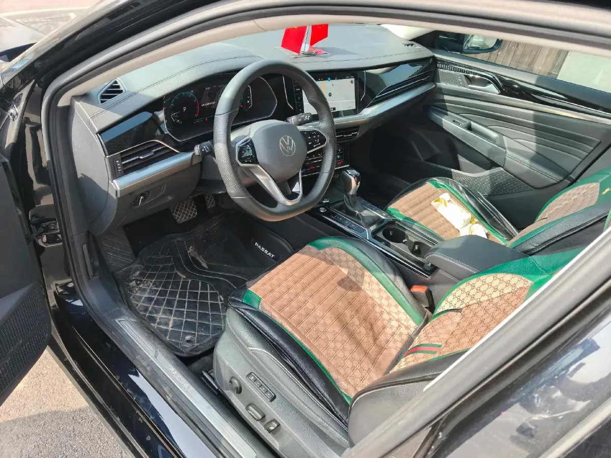 2023 Volkswagen Passat 2.0T 186HP L4 7DCT,autocango,china used car exporter,china ev exporter,chinese used car exporter,chinese used ev exporter