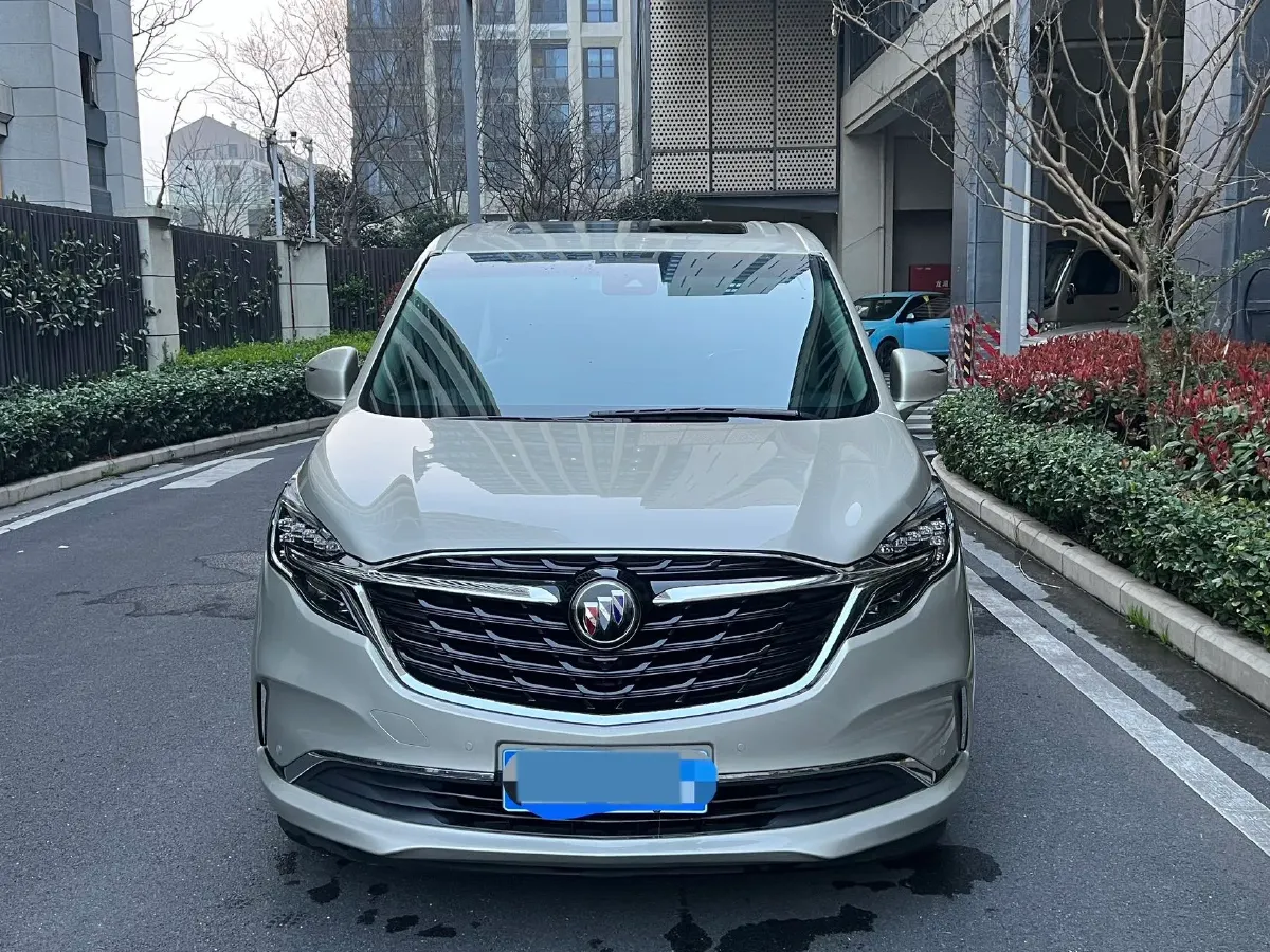 2023 Buick GL8 2.0T 237HP L4 9AT,autocango,china used car exporter,china ev exporter,chinese used car exporter,chinese used ev exporter
