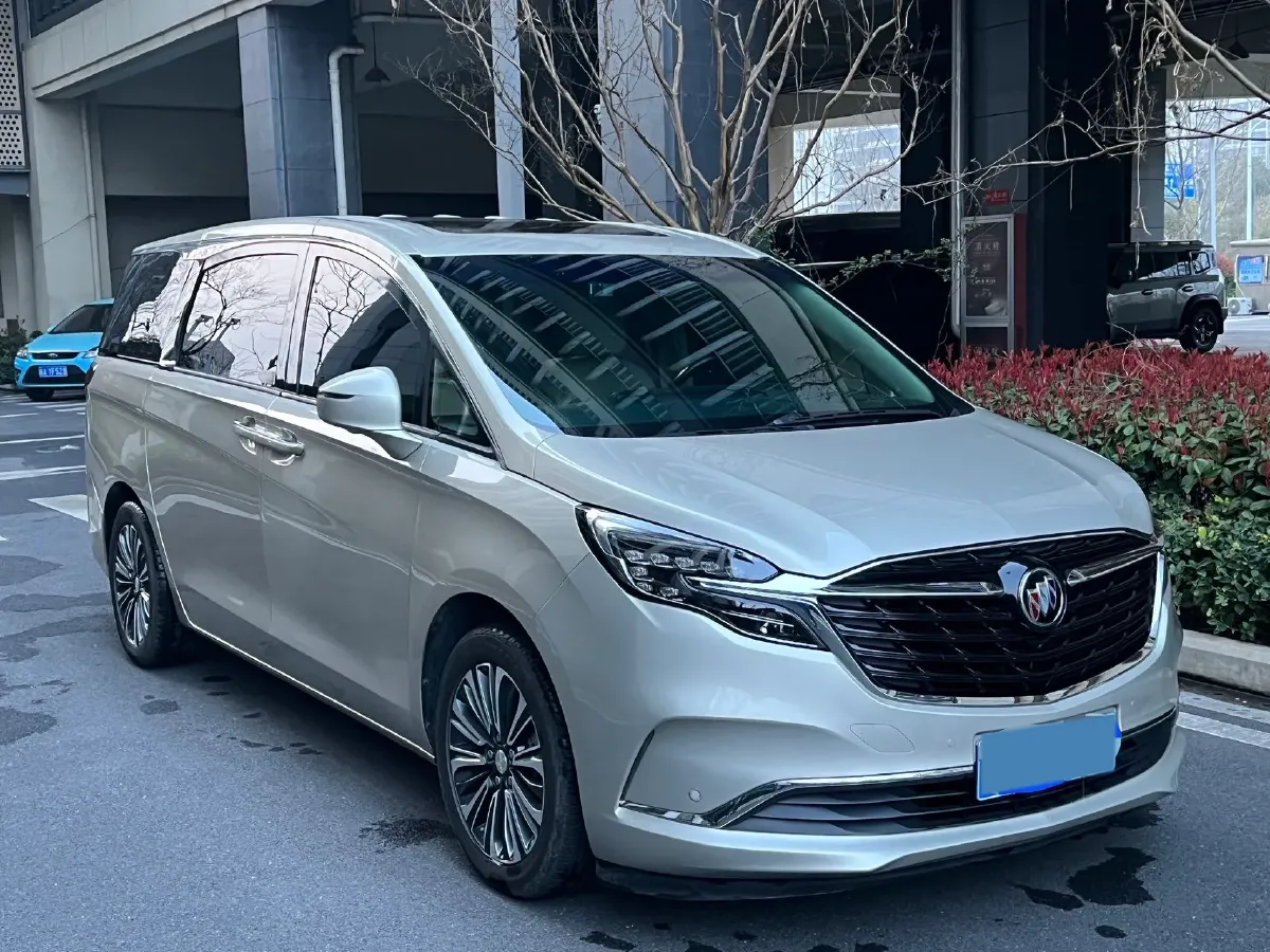 2023 Buick GL8 2.0T 237HP L4 9AT,autocango,china used car exporter,china ev exporter,chinese used car exporter,chinese used ev exporter