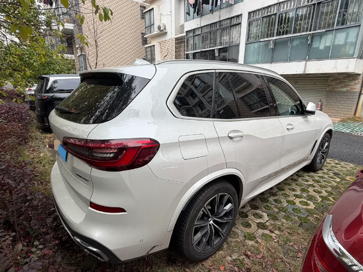 2021 BMW X5 3.0T 340HP L6 8AT,autocango,china used car exporter,china ev exporter,chinese used car exporter,chinese used ev exporter