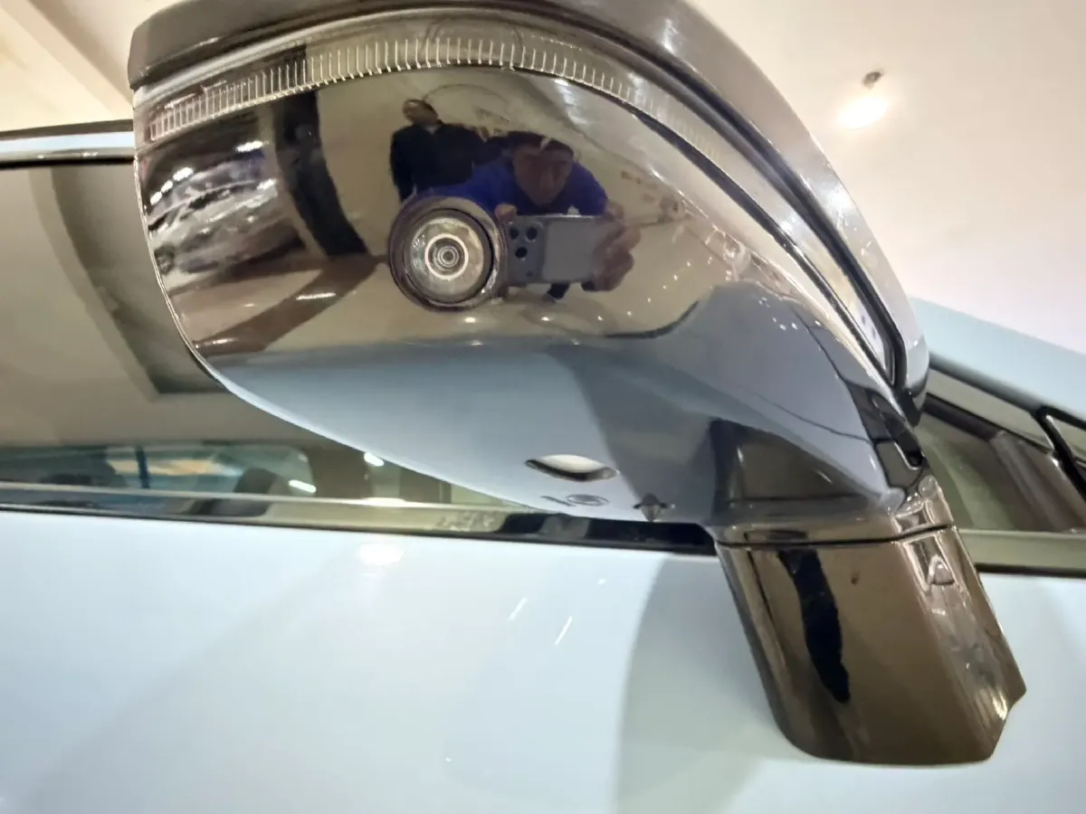 2020 Li ONE Range Extended 131HP REEV 40.5KWH,autocango,china used car exporter,china ev exporter,chinese used car exporter,chinese used ev exporter