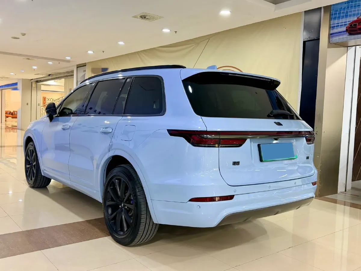 2020 Li ONE Range Extended 131HP REEV 40.5KWH,autocango,china used car exporter,china ev exporter,chinese used car exporter,chinese used ev exporter