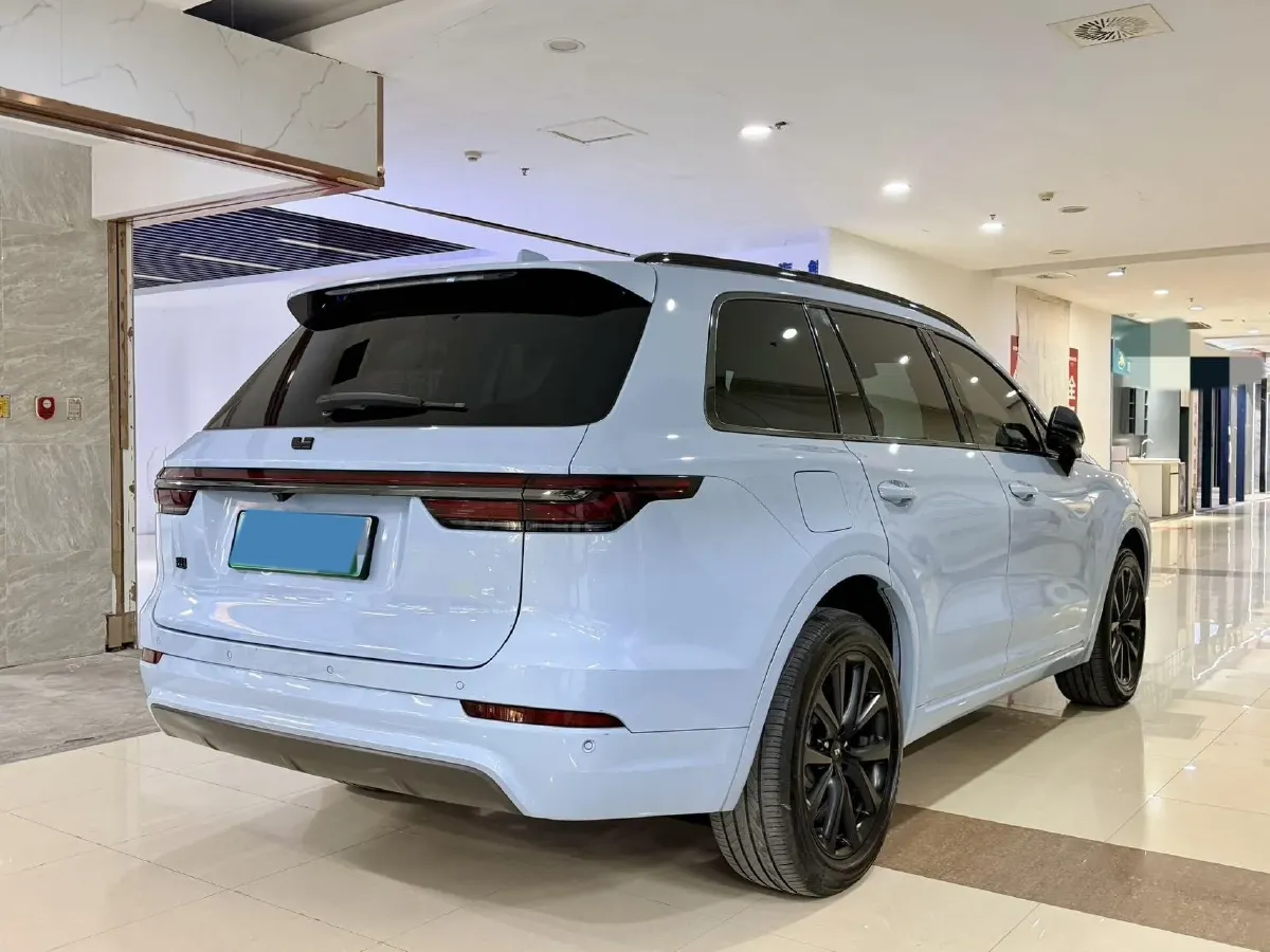 2020 Li ONE Range Extended 131HP REEV 40.5KWH,autocango,china used car exporter,china ev exporter,chinese used car exporter,chinese used ev exporter