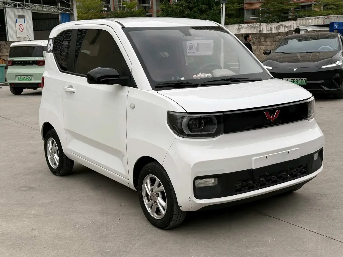 2021 WuLing HongGuang MINI EV BEV 13.8KWH,autocango,china used car exporter,china ev exporter,chinese used car exporter,chinese used ev exporter