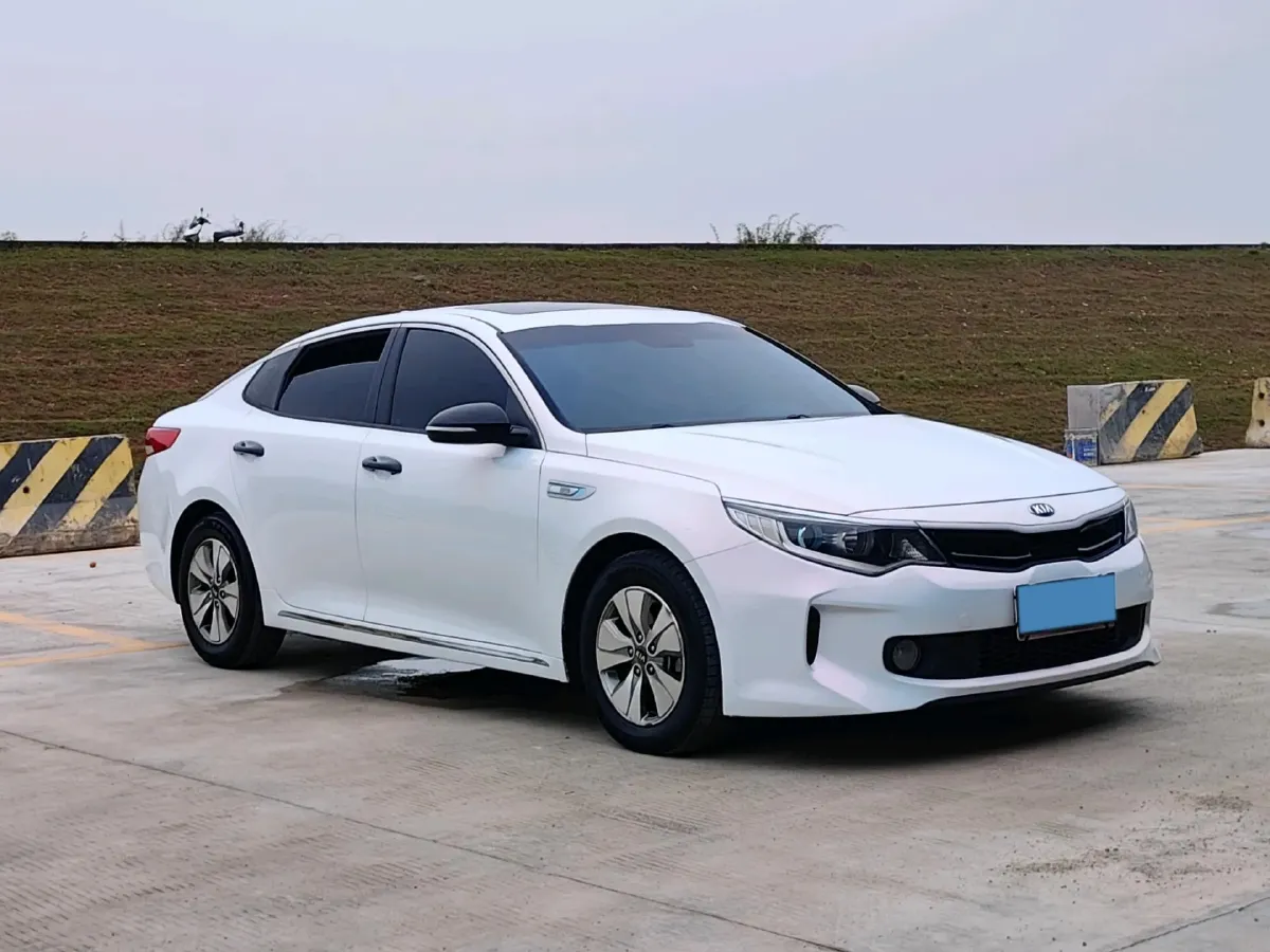 2016 Kia K5 2.0L 156HP L4 6AT Hybrid,autocango,china used car exporter,china ev exporter,chinese used car exporter,chinese used ev exporter