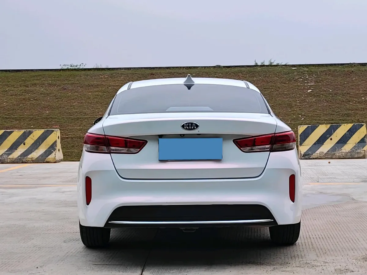 2016 Kia K5 2.0L 156HP L4 6AT Hybrid,autocango,china used car exporter,china ev exporter,chinese used car exporter,chinese used ev exporter