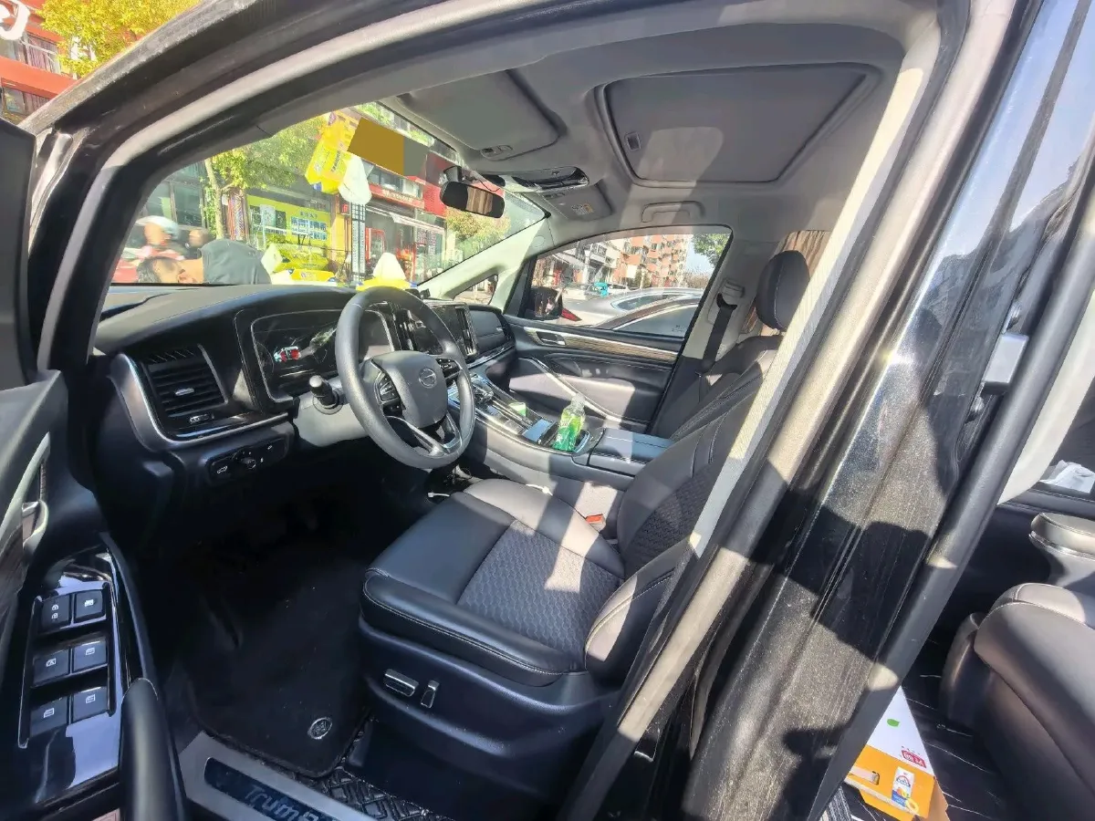 2021 GAC Trumpchi M8 2.0T 252HP L4 8AT,autocango,china used car exporter,china ev exporter,chinese used car exporter,chinese used ev exporter