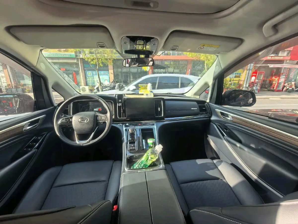 2021 GAC Trumpchi M8 2.0T 252HP L4 8AT,autocango,china used car exporter,china ev exporter,chinese used car exporter,chinese used ev exporter