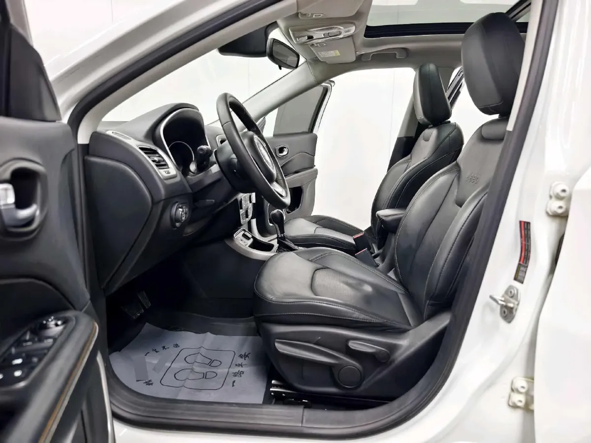 2019 Jeep Compass 1.4T 165HP L4 7DCT,autocango,china used car exporter,china ev exporter,chinese used car exporter,chinese used ev exporter