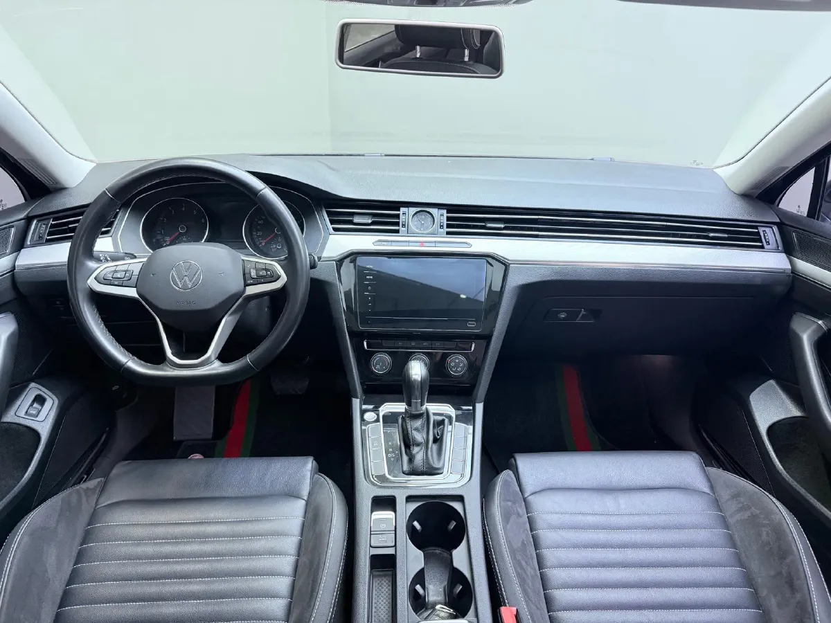 2020 Volkswagen Magotan 1.4T 150HP L4 7DCT,autocango,china used car exporter,china ev exporter,chinese used car exporter,chinese used ev exporter