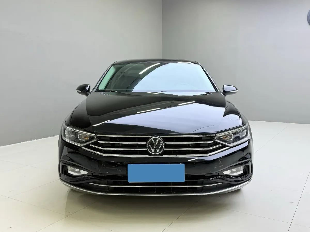 2020 Volkswagen Magotan 1.4T 150HP L4 7DCT,autocango,china used car exporter,china ev exporter,chinese used car exporter,chinese used ev exporter