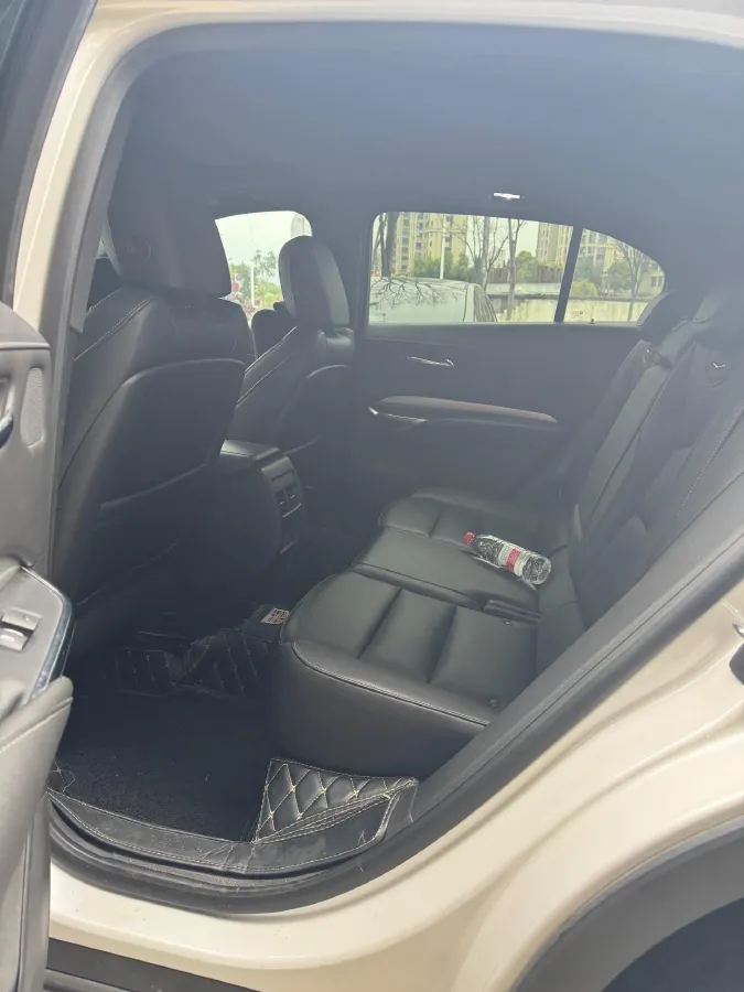 2020 Cadillac XT4 2.0T 241HP L4 9AT,autocango,china used car exporter,china ev exporter,chinese used car exporter,chinese used ev exporter