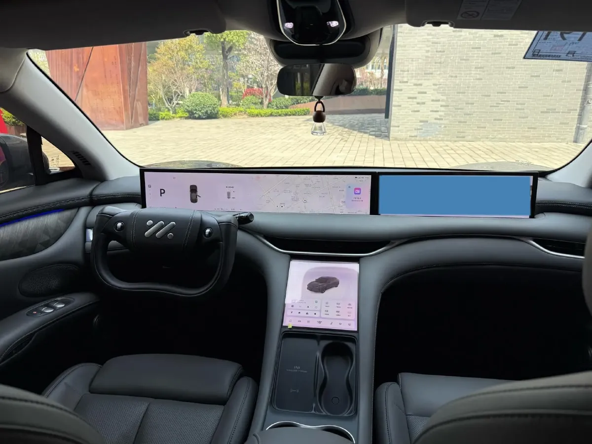 2023 IM LS6 BEV 100KWH,autocango,china used car exporter,china ev exporter,chinese used car exporter,chinese used ev exporter