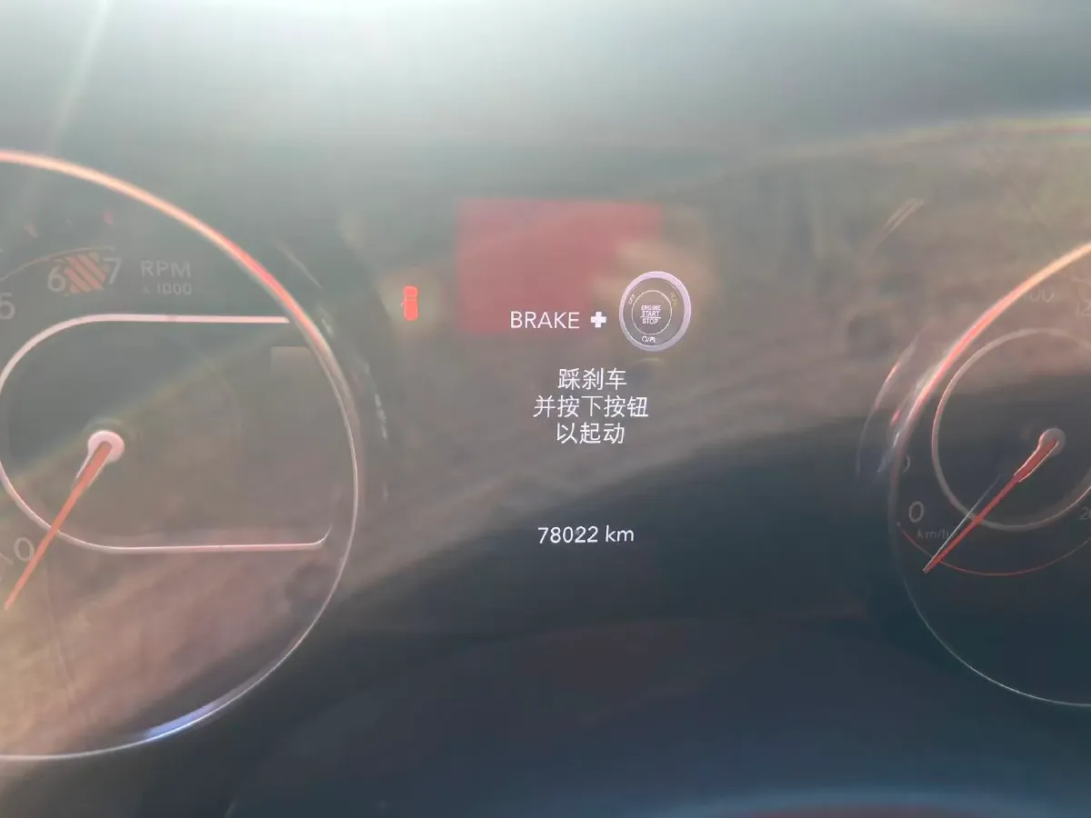 2019 Jeep Wrangler 2.0T 266HP L4 8AT,autocango,china used car exporter,china ev exporter,chinese used car exporter,chinese used ev exporter
