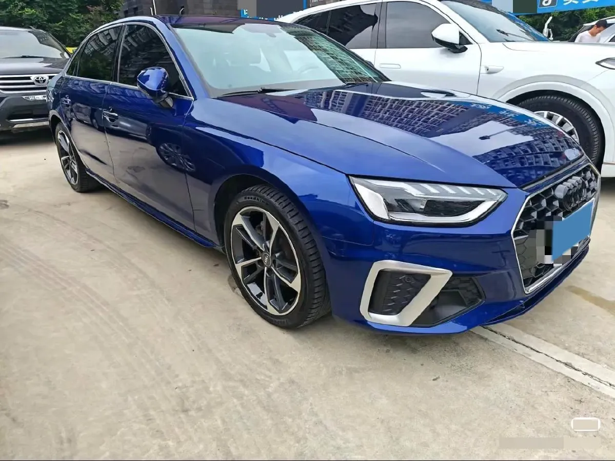2020 Audi A4L 2.0T 190HP L4 7DCT,autocango,china used car exporter,china ev exporter,chinese used car exporter,chinese used ev exporter