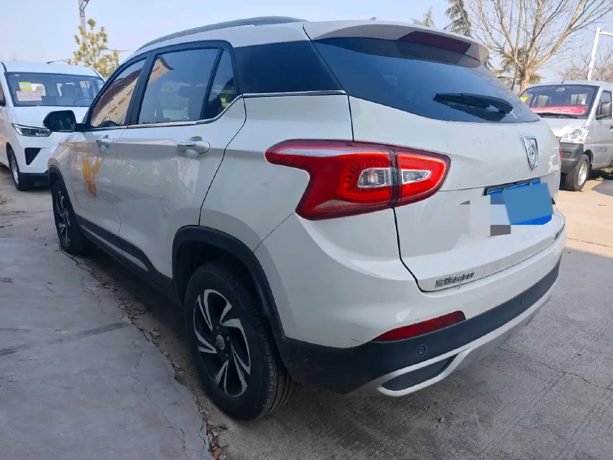 2017 BaoJun 510 1.5L 112HP L4 6MT,autocango,china used car exporter,china ev exporter,chinese used car exporter,chinese used ev exporter