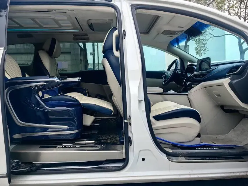 2021 Buick GL8 2.0T 237HP L4 9AT,autocango,china used car exporter,china ev exporter,chinese used car exporter,chinese used ev exporter