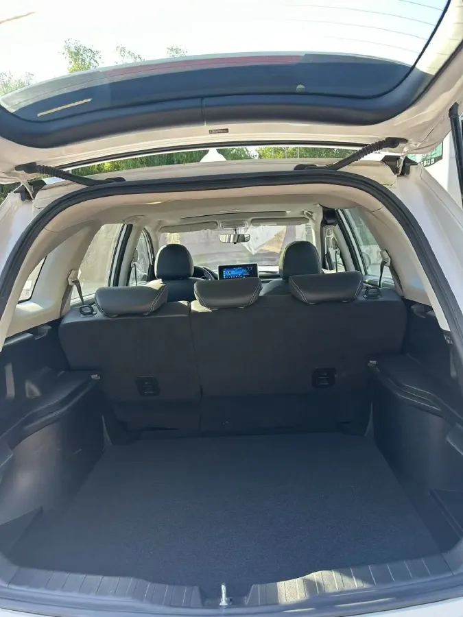 2023 Haval M6 1.5T 150HP L4 7DCT,autocango,china used car exporter,china ev exporter,chinese used car exporter,chinese used ev exporter