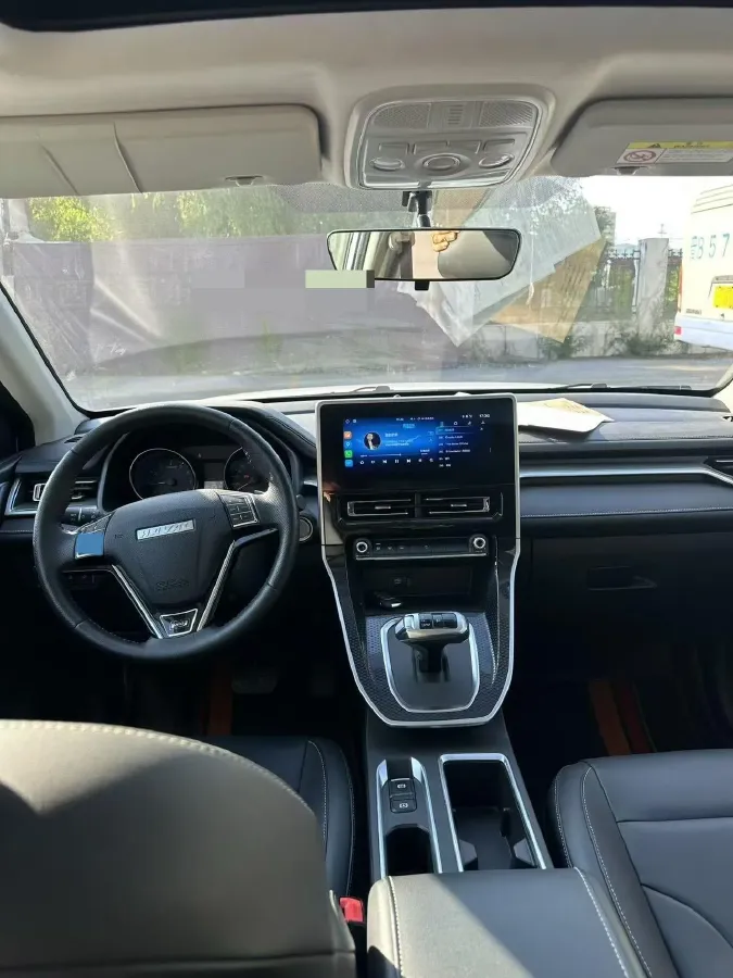 2023 Haval M6 1.5T 150HP L4 7DCT,autocango,china used car exporter,china ev exporter,chinese used car exporter,chinese used ev exporter