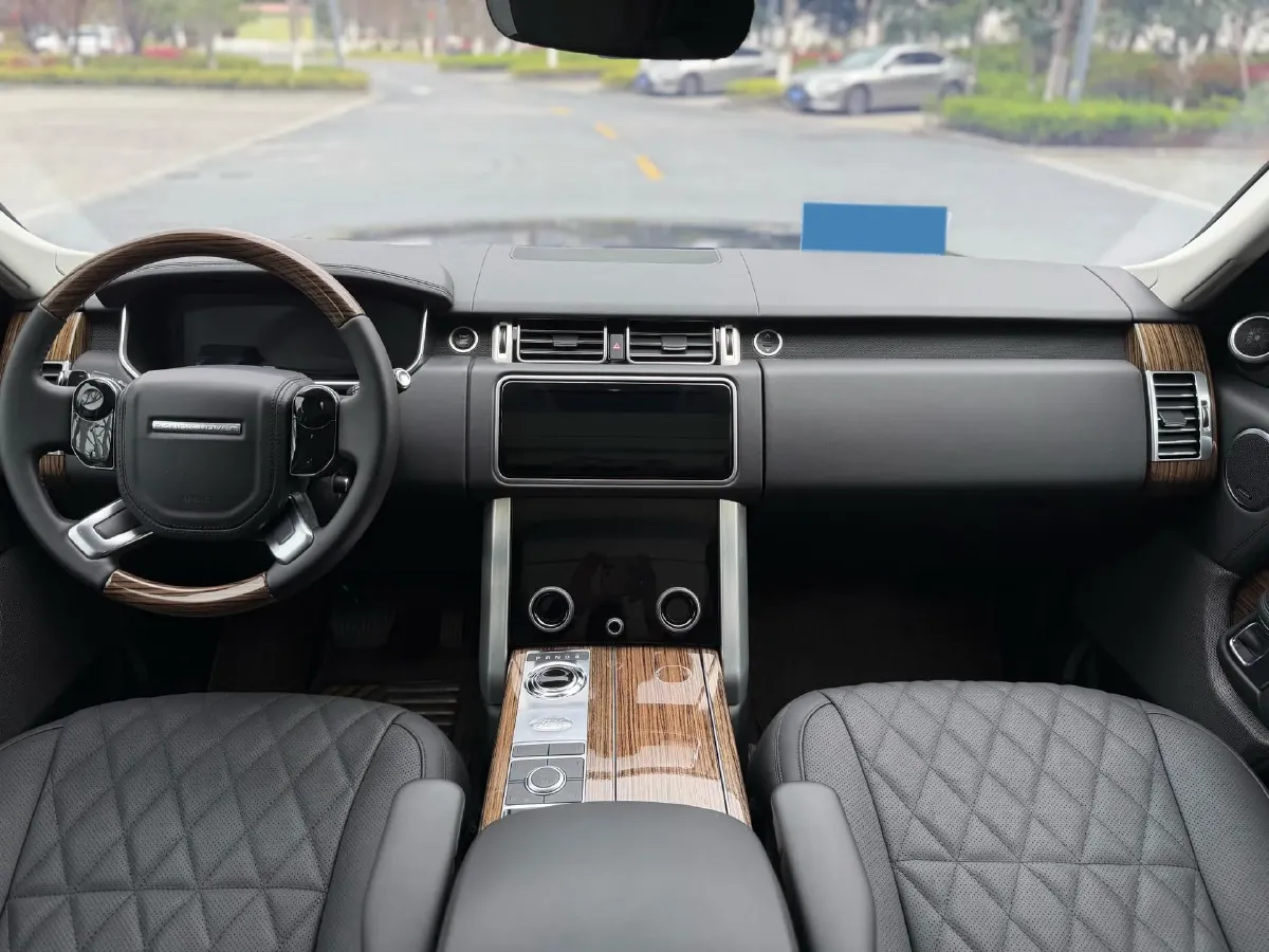 2018 Land Rover Range Rover 3.0T 381HP V6 8AT,autocango,china used car exporter,china ev exporter,chinese used car exporter,chinese used ev exporter