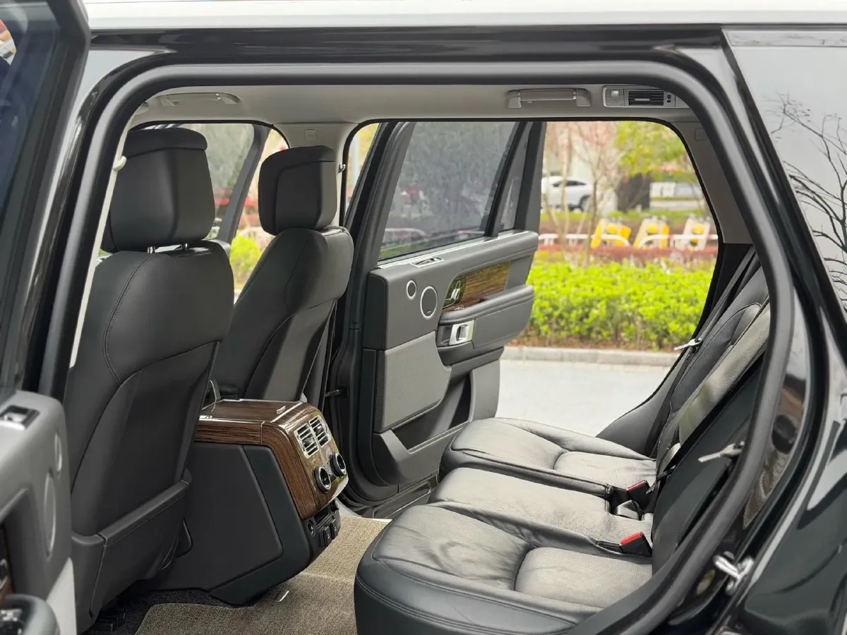 2018 Land Rover Range Rover 3.0T 381HP V6 8AT,autocango,china used car exporter,china ev exporter,chinese used car exporter,chinese used ev exporter