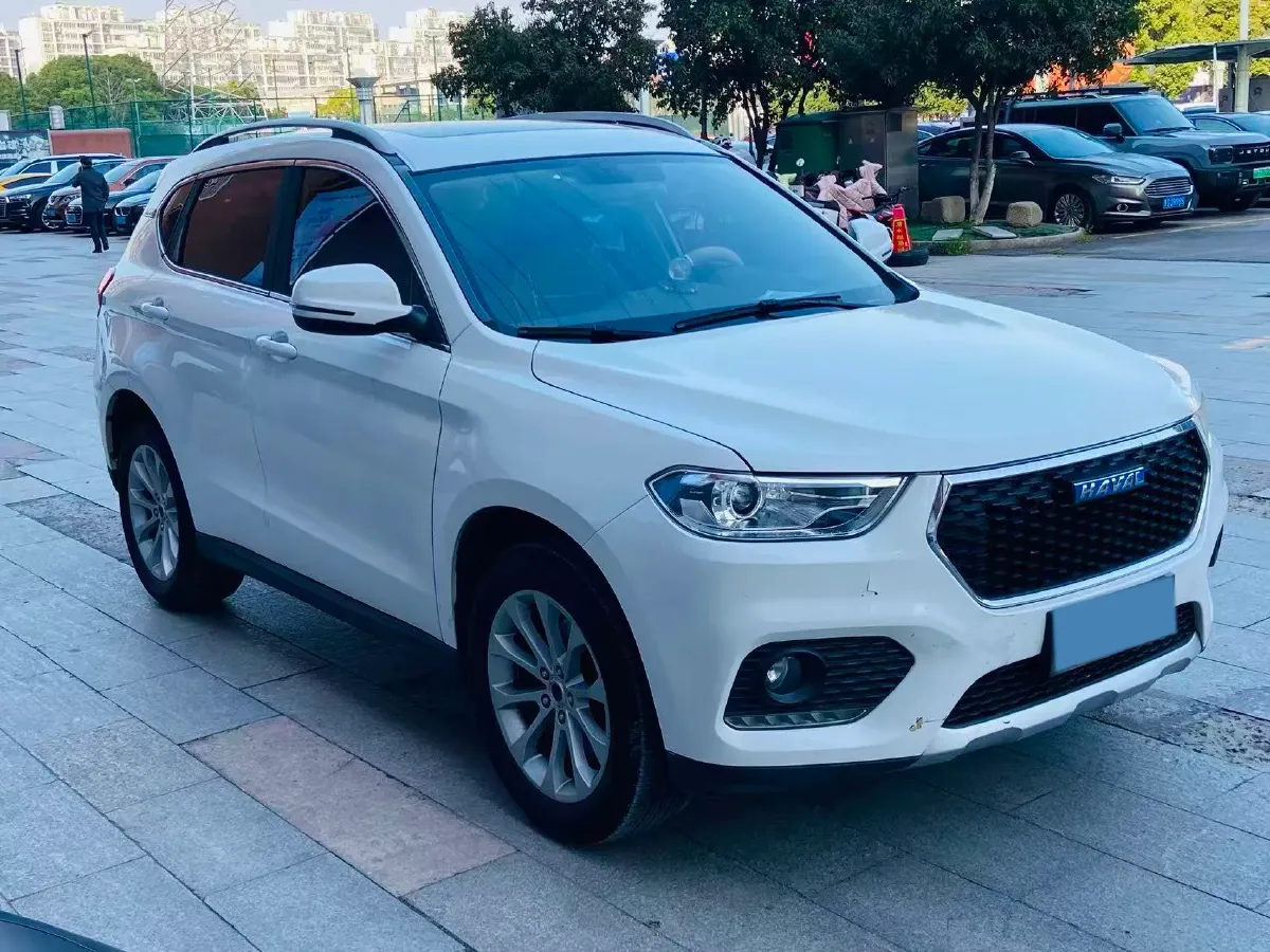 2018 Haval H2 1.5T 150HP L4 7DCT,autocango,china used car exporter,china ev exporter,chinese used car exporter,chinese used ev exporter