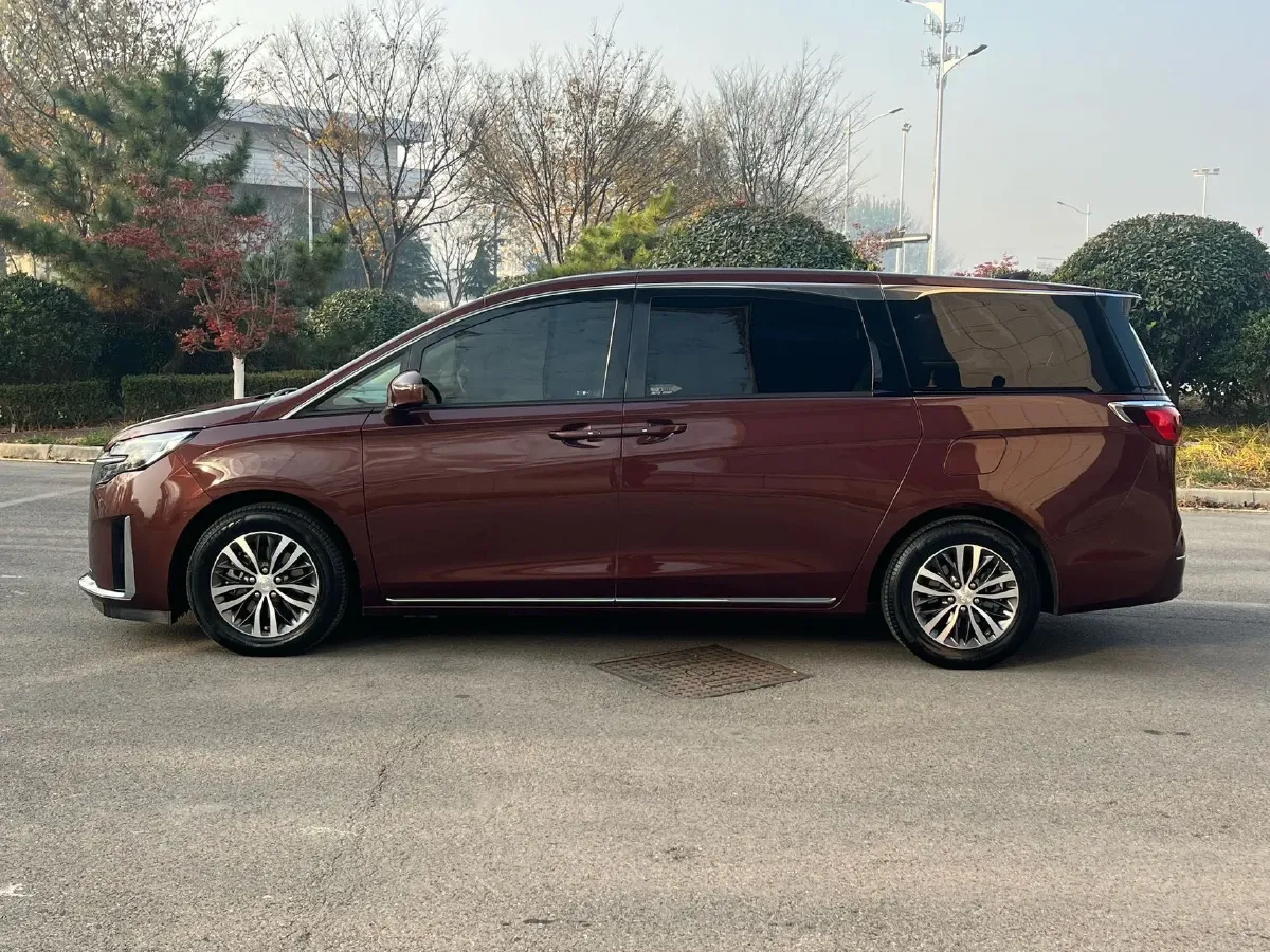 2023 Buick GL8 2.0T 237HP L4 9AT,autocango,china used car exporter,china ev exporter,chinese used car exporter,chinese used ev exporter