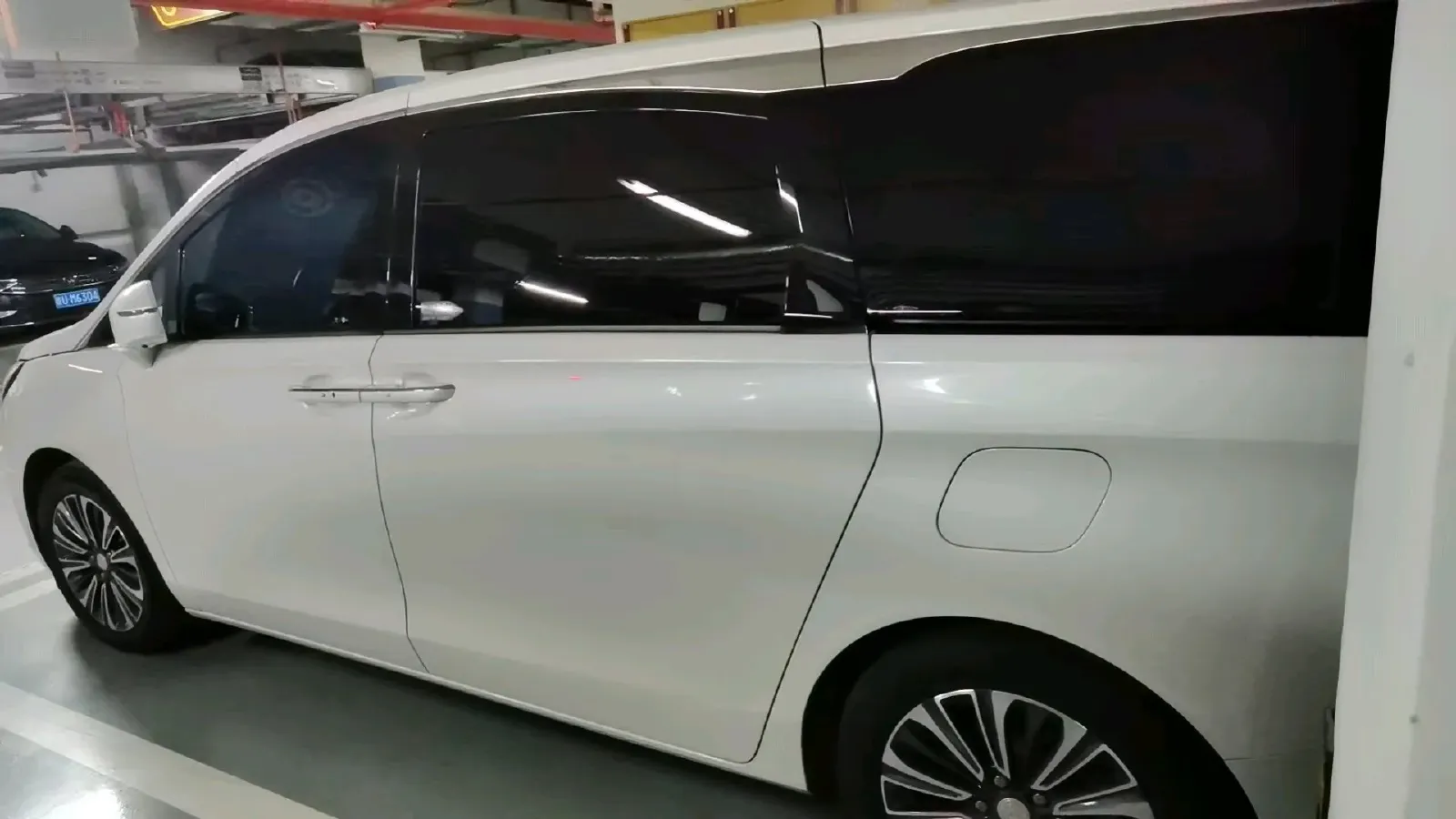 2022 Buick GL8 2.0T 237HP L4 9AT,autocango,china used car exporter,china ev exporter,chinese used car exporter,chinese used ev exporter