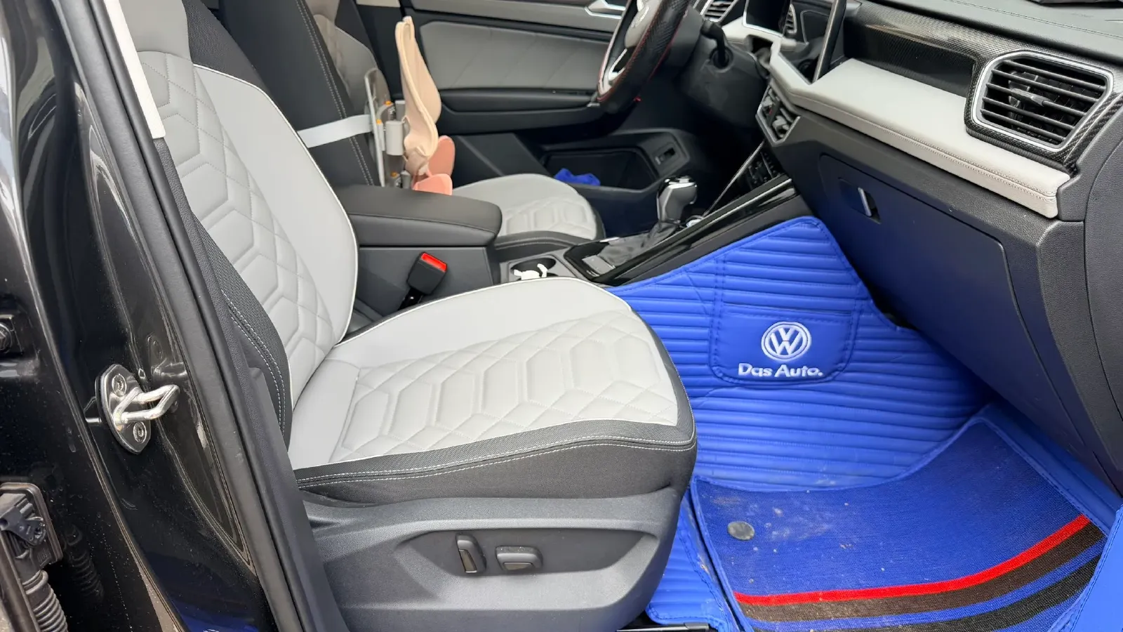 2026 Volkswagen Tayron 1.5T 160HP L4 7DCT,autocango,china used car exporter,china ev exporter,chinese used car exporter,chinese used ev exporter