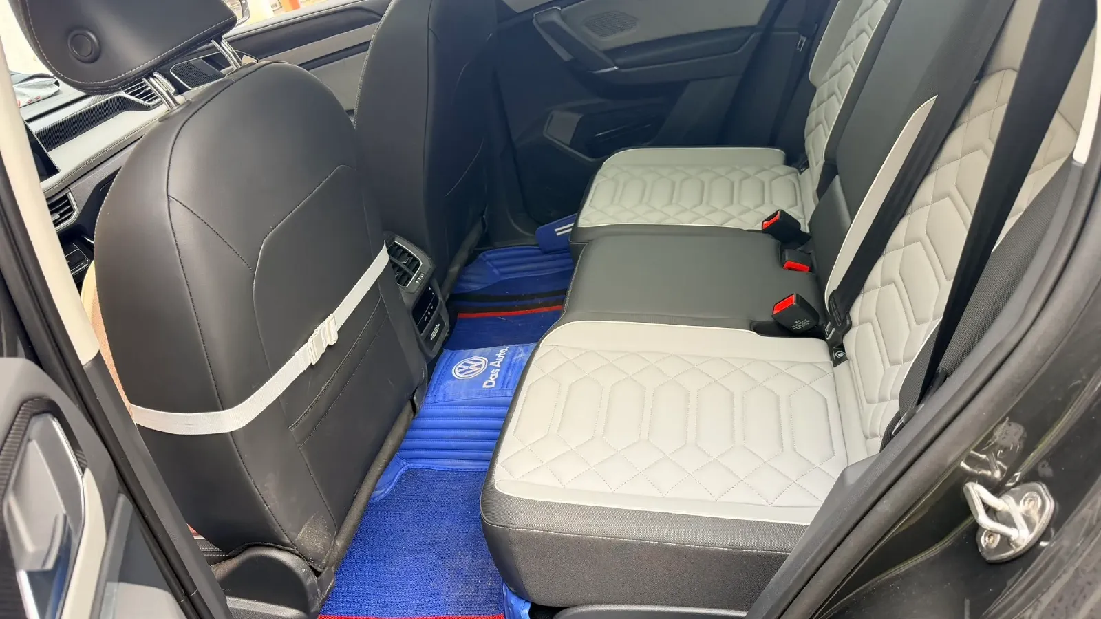 2026 Volkswagen Tayron 1.5T 160HP L4 7DCT,autocango,china used car exporter,china ev exporter,chinese used car exporter,chinese used ev exporter