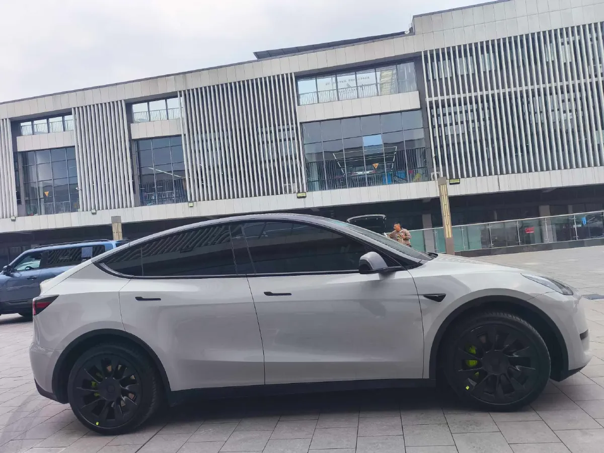 2024 Iveco OuSheng BEV 77.28KWH,autocango,china used car exporter,china ev exporter,chinese used car exporter,chinese used ev exporter