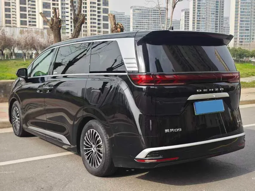 2022 HongQi HS7 3.0T 337HP V6 8AT,autocango,china used car exporter,china ev exporter,chinese used car exporter,chinese used ev exporter