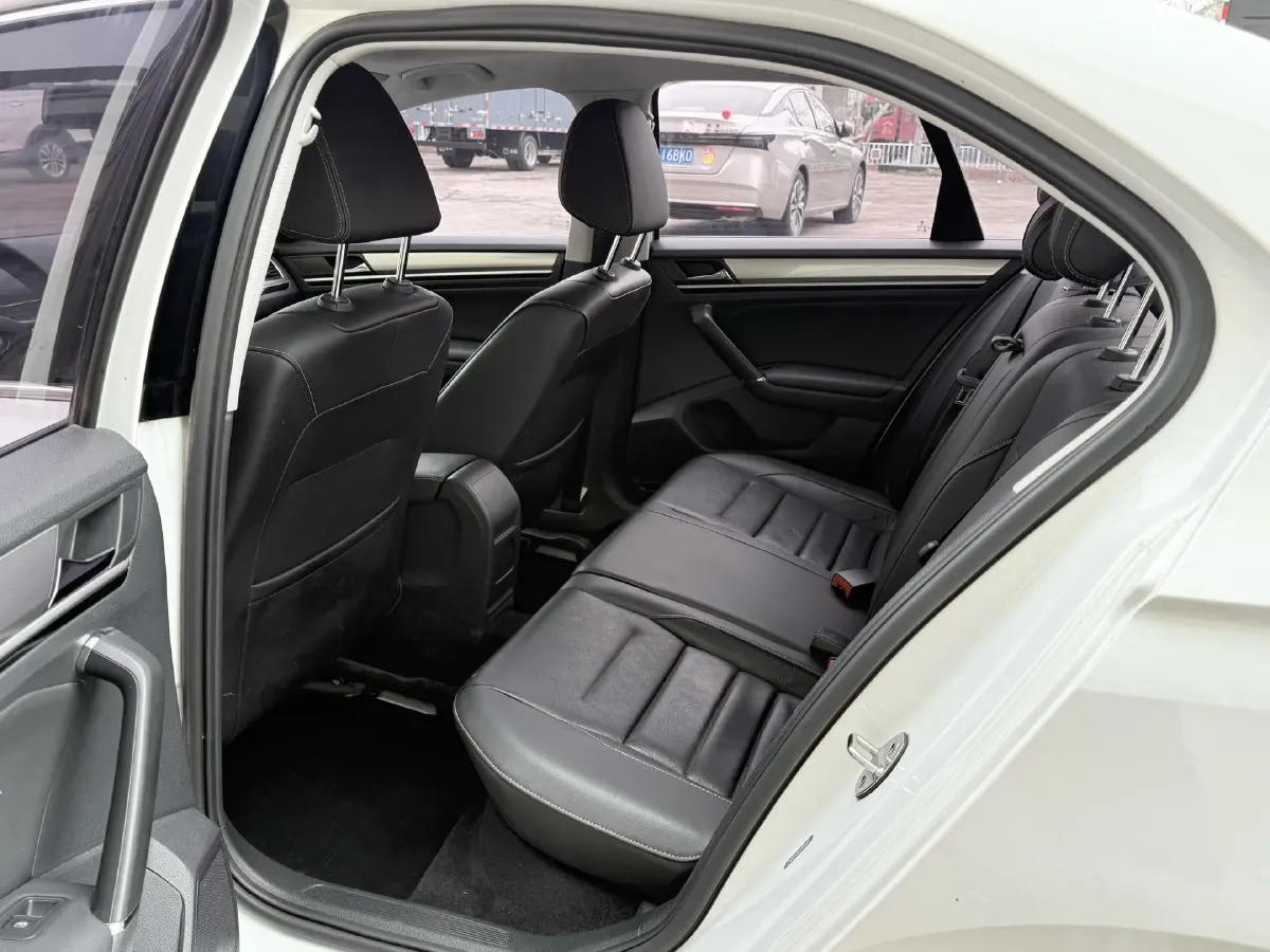 2018 Volkswagen Bora 1.5L 110HP L4 6AT,autocango,china used car exporter,china ev exporter,chinese used car exporter,chinese used ev exporter