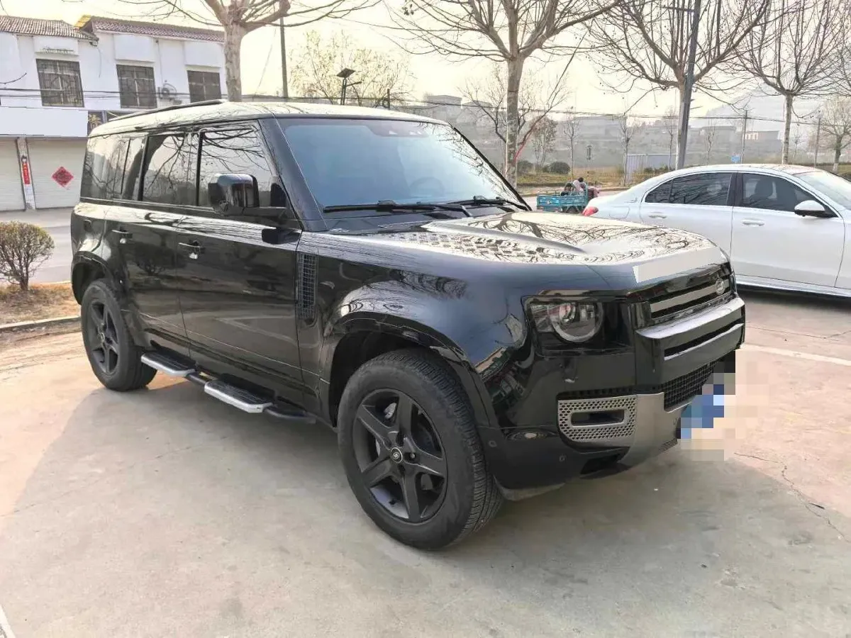 2025 Land Rover Defender 3.0T 400HP L6 8AT,autocango,china used car exporter,china ev exporter,chinese used car exporter,chinese used ev exporter