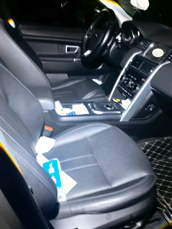 2019 Land Rover Discovery Sport 2.0T 241HP L4 9AT,autocango,china used car exporter,china ev exporter,chinese used car exporter,chinese used ev exporter