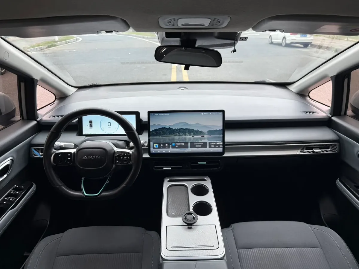 2023 GAC Trumpchi GS4 1.5T 177HP L4 6AT,autocango,china used car exporter,china ev exporter,chinese used car exporter,chinese used ev exporter