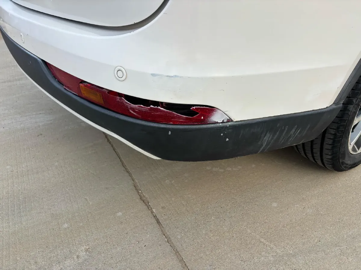 2019 BaoJun 730 1.5L 112HP L4 6MT,autocango,china used car exporter,china ev exporter,chinese used car exporter,chinese used ev exporter