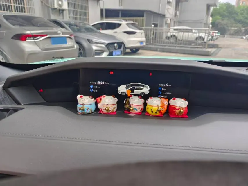 2023 ChangAn UNI-V 1.5T 188HP L4 7DCT,autocango,china used car exporter,china ev exporter,chinese used car exporter,chinese used ev exporter