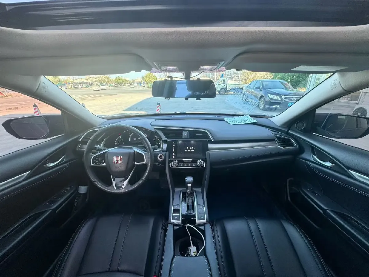 2019 Honda Civic 1.5T 177HP L4 CVT,autocango,china used car exporter,china ev exporter,chinese used car exporter,chinese used ev exporter