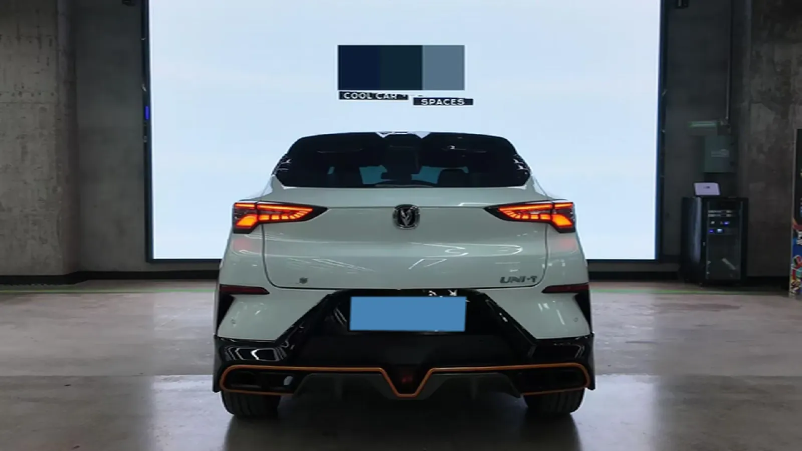 2022 ChangAn UNI-T 1.5T 188HP L4 7DCT,autocango,china used car exporter,china ev exporter,chinese used car exporter,chinese used ev exporter