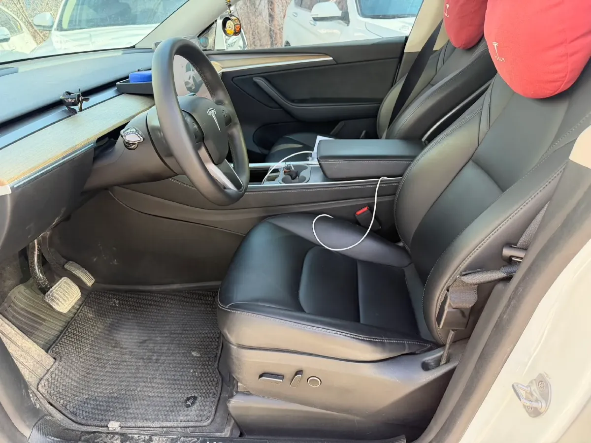 2022 Tesla Model Y BEV 60KWH,autocango,china used car exporter,china ev exporter,chinese used car exporter,chinese used ev exporter