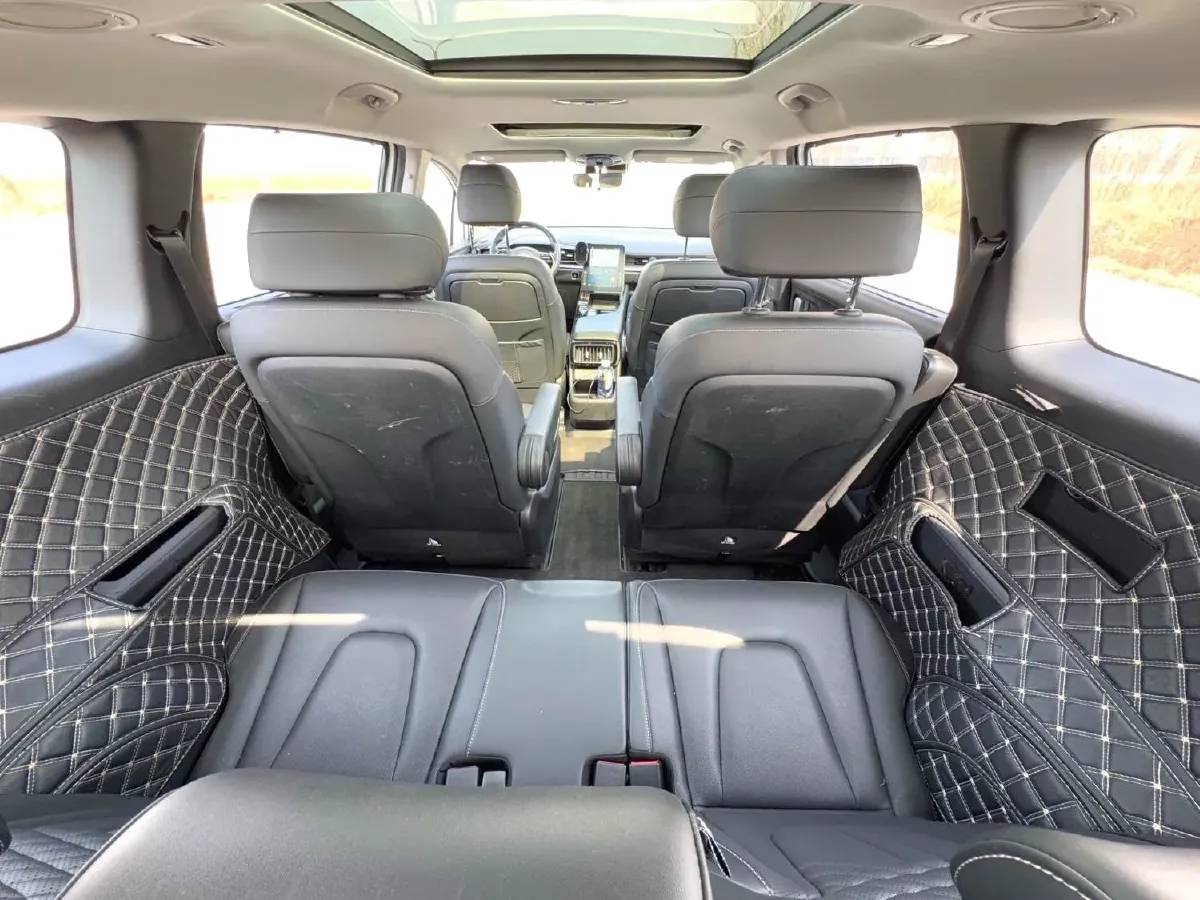 2021 Hyundai Custo 2.0T 236HP L4 8AT,autocango,china used car exporter,china ev exporter,chinese used car exporter,chinese used ev exporter