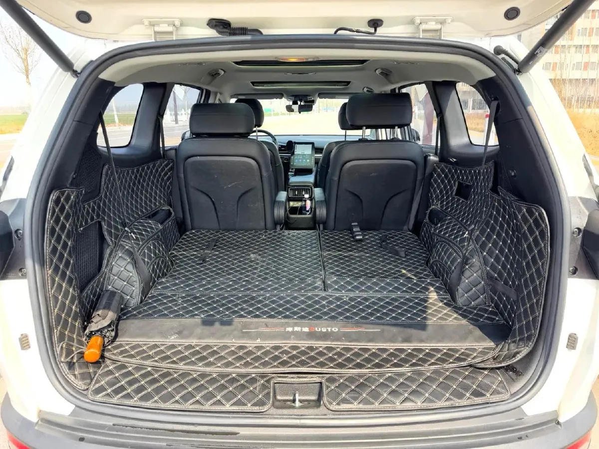 2021 Hyundai Custo 2.0T 236HP L4 8AT,autocango,china used car exporter,china ev exporter,chinese used car exporter,chinese used ev exporter