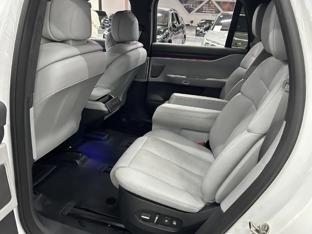 2024 NIO ES8 BEV 75KWH,autocango,china used car exporter,china ev exporter,chinese used car exporter,chinese used ev exporter