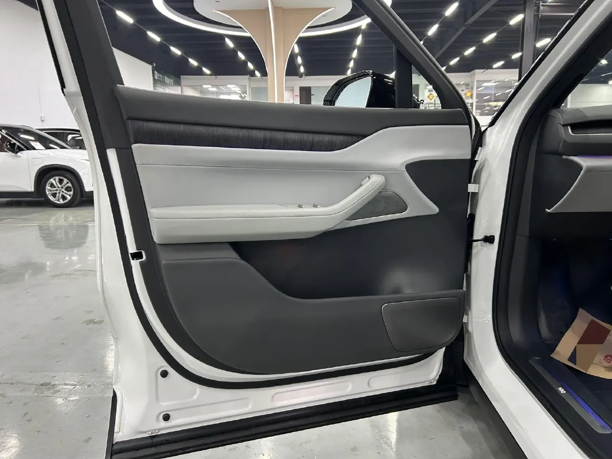 2024 NIO ES8 BEV 75KWH,autocango,china used car exporter,china ev exporter,chinese used car exporter,chinese used ev exporter