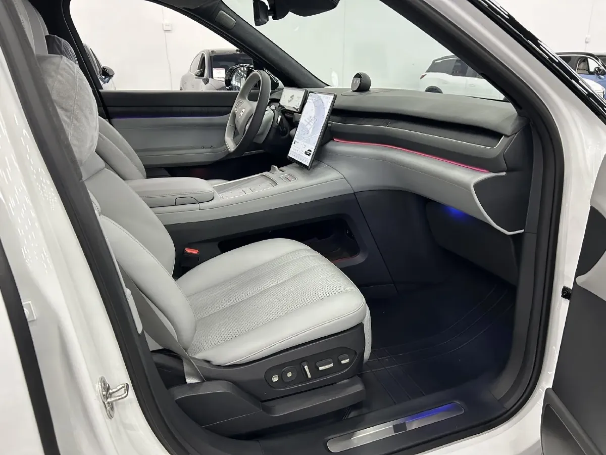 2024 NIO ES8 BEV 75KWH,autocango,china used car exporter,china ev exporter,chinese used car exporter,chinese used ev exporter