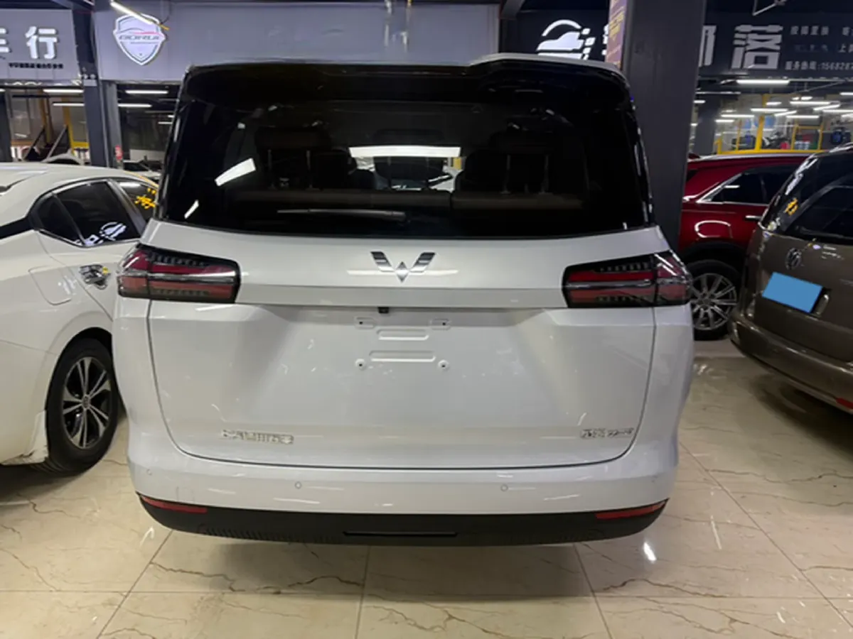 2025 WuLing XingGuang 730 1.5T 177HP L4 CVT,autocango,china used car exporter,china ev exporter,chinese used car exporter,chinese used ev exporter