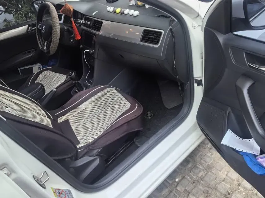 2018 Skoda Rapid 1.6L 110HP L4 6AT,autocango,china used car exporter,china ev exporter,chinese used car exporter,chinese used ev exporter